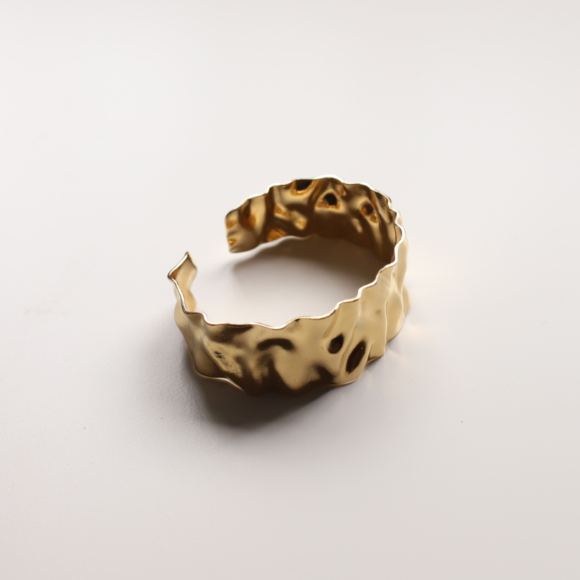 Brazalete arrugas oro