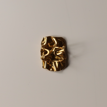 Anillo arrugas rectangular oro