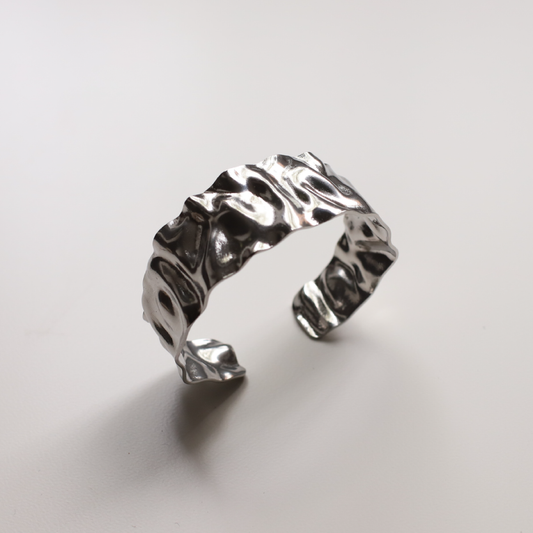 Brazalete arrugas plata