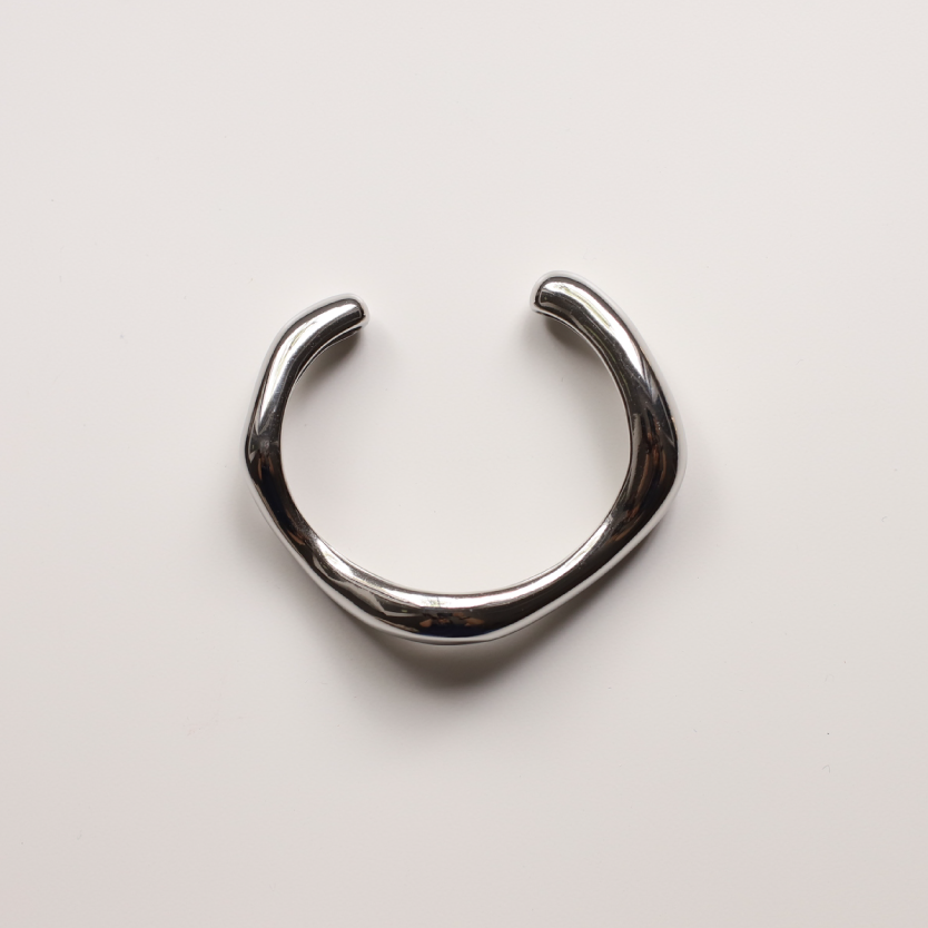 Brazalete irregular plata