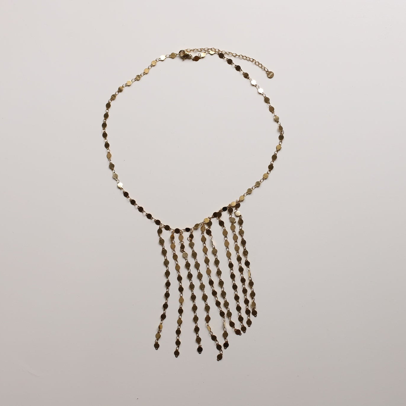 Collar cascada cuentas oro