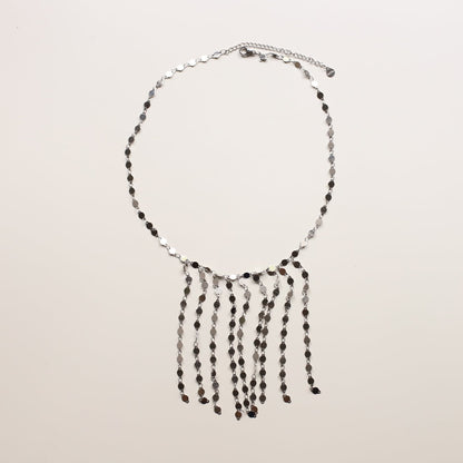 Collar cascada cuentas plata