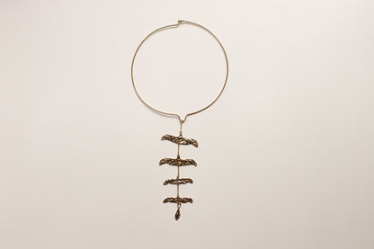 Chocker placas oro