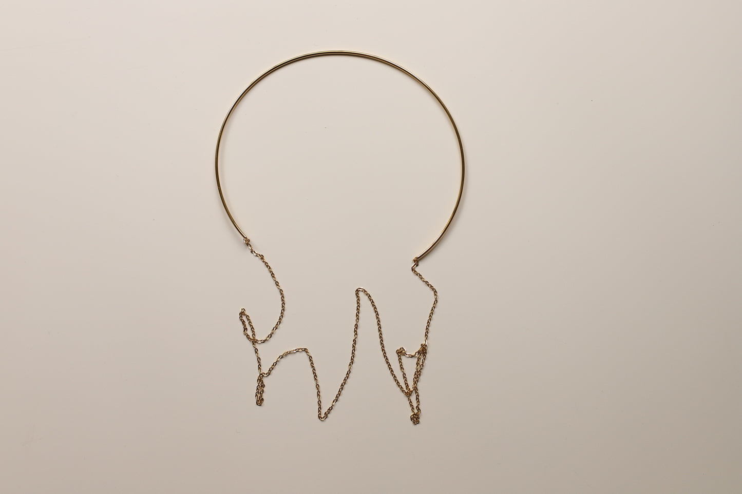 Chocker cadena fina larga oro